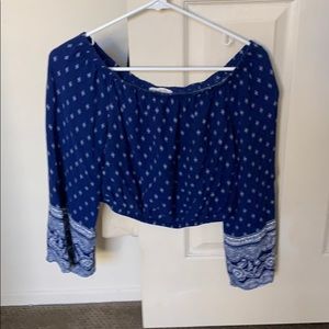 Off-the-shoulder top